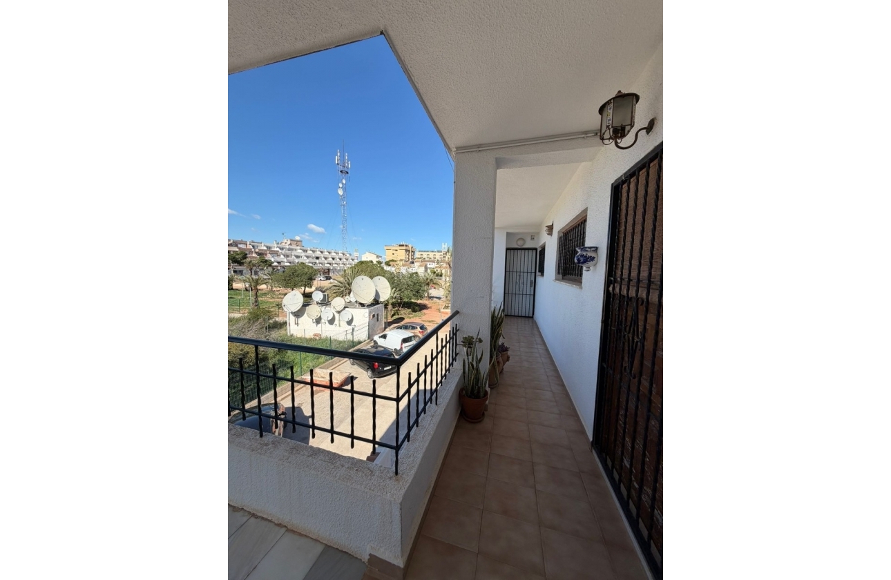 Resale - Apartment - Orihuela Costa - Punta Prima