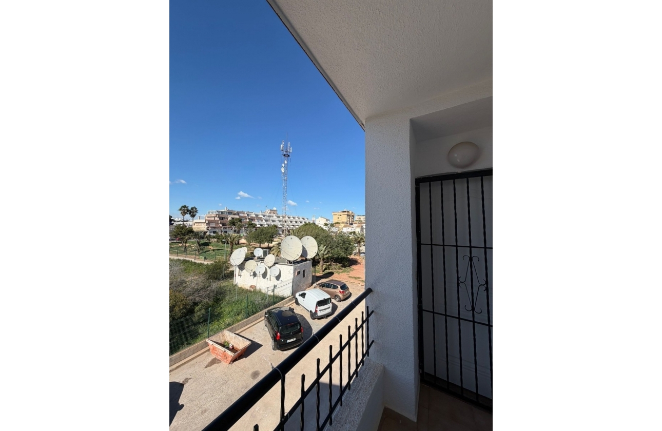 Resale - Apartment - Orihuela Costa - Punta Prima
