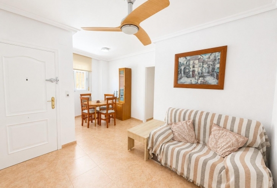 Resale - Apartment - Torrevieja - Habaneras