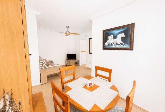 Resale - Apartment - Torrevieja - Habaneras