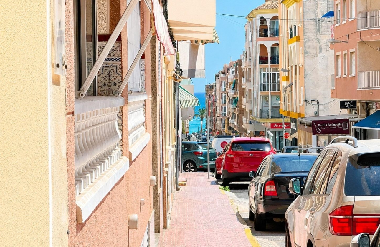 Resale - Apartment - Torrevieja - Habaneras