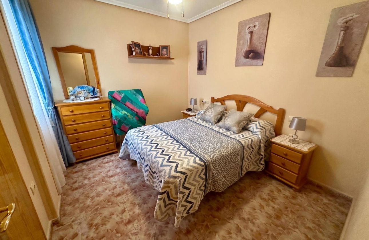 Rynek wtórny - Apartament - Torrevieja - La Mata