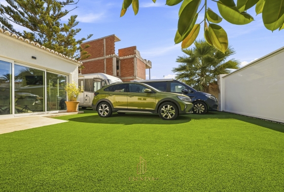 Reventa - Villa - Orihuela Costa - La Zenia