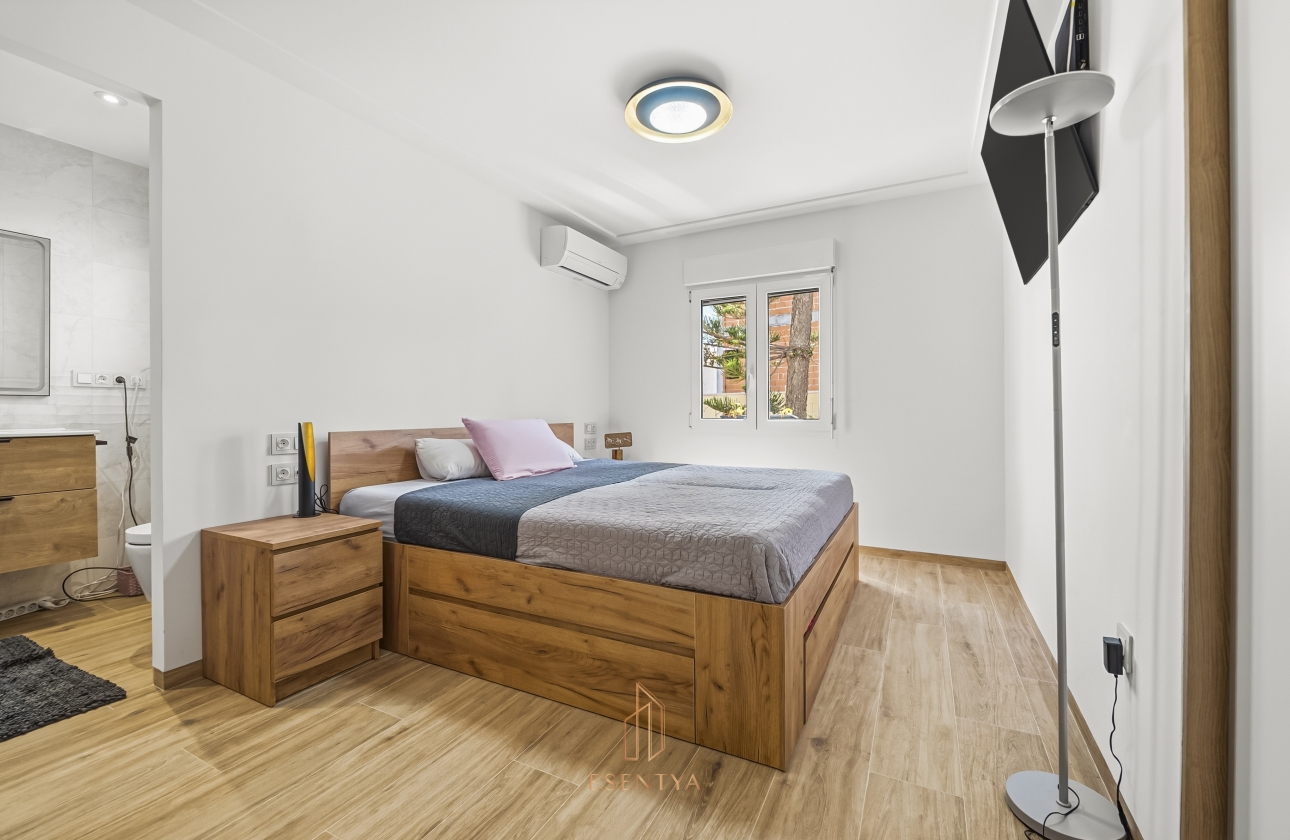 Reventa - Villa - Orihuela Costa - La Zenia