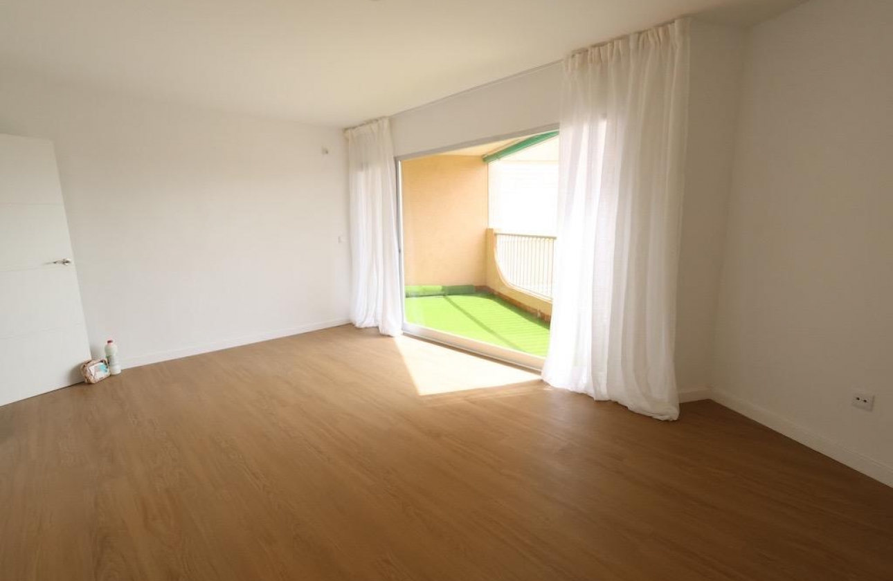 Rynek wtórny - Apartament - Orihuela Costa - La Zenia