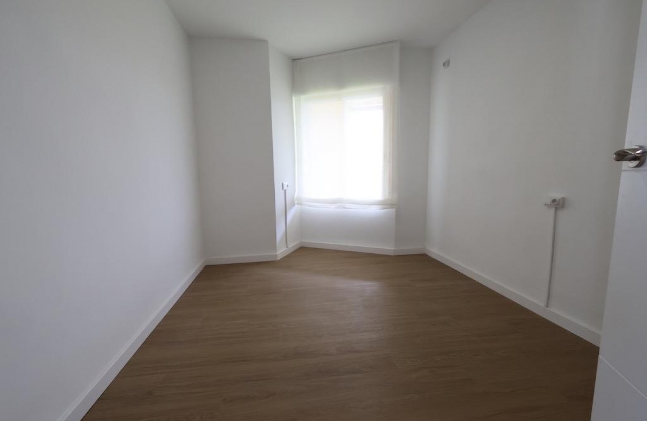 Rynek wtórny - Apartament - Orihuela Costa - La Zenia