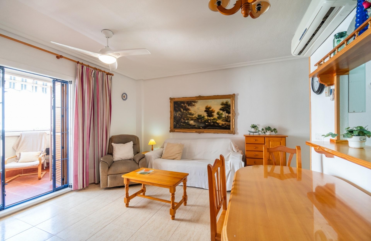 Alquiler a largo plazo - Apartment - Torrevieja - La Mata