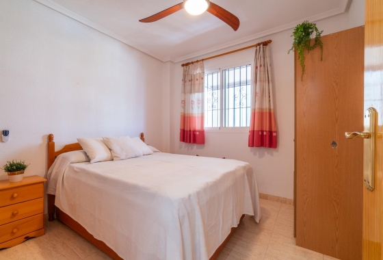 Alquiler a largo plazo - Apartment - Torrevieja - La Mata