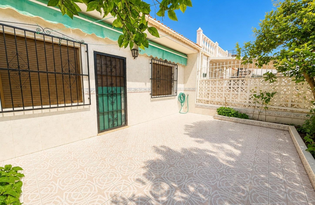 Rynek wtórny - Bungalow - Torrevieja - La Siesta - El Salado -  Torreta