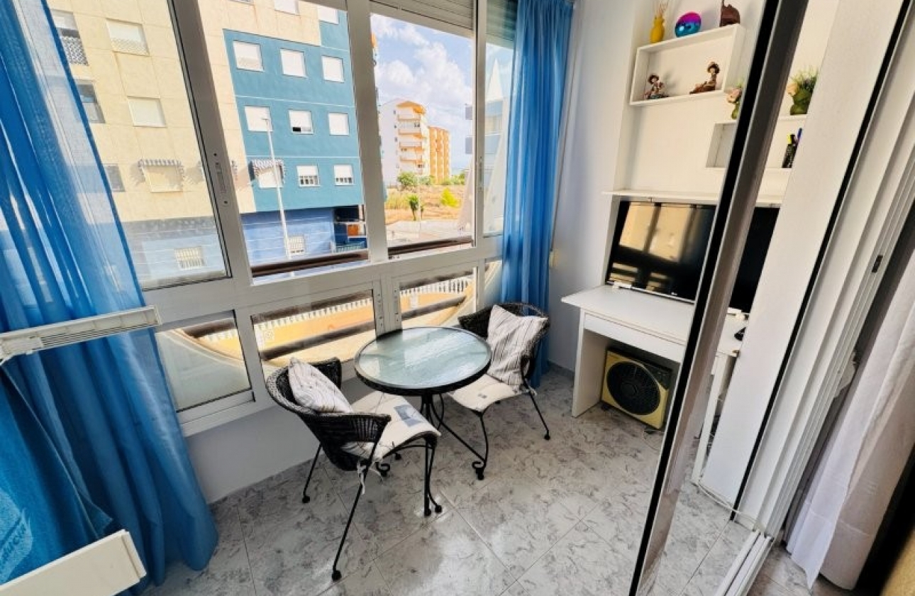 Rynek wtórny - Apartament - Torrevieja - Torrevista Playa