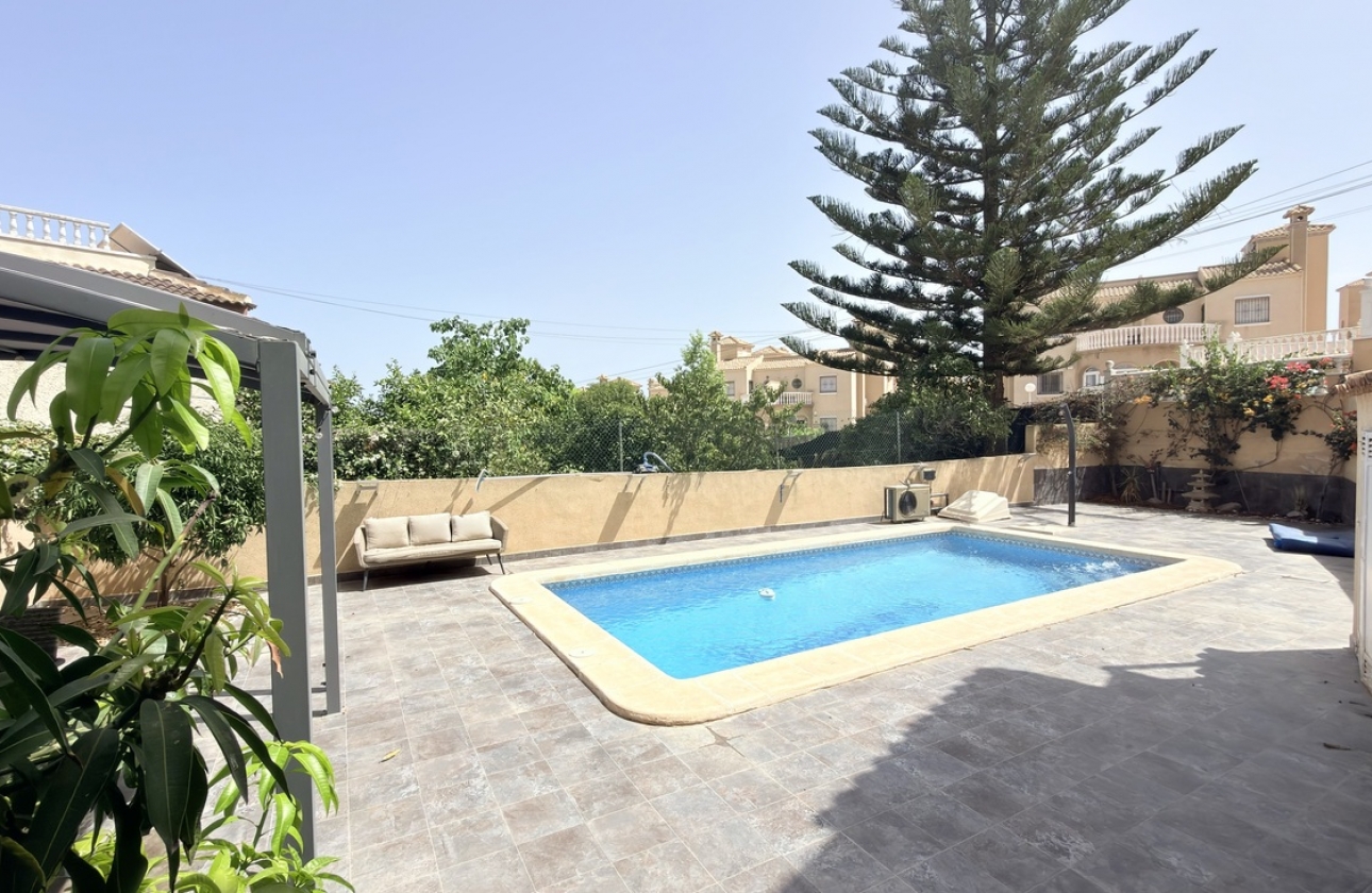 Rynek wtórny - Villa - Orihuela Costa - Costa Blanca