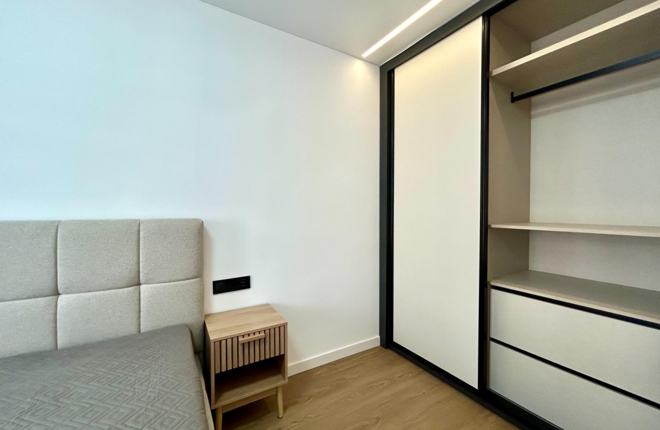 Resale - Apartment - Torrevieja - Punta Prima
