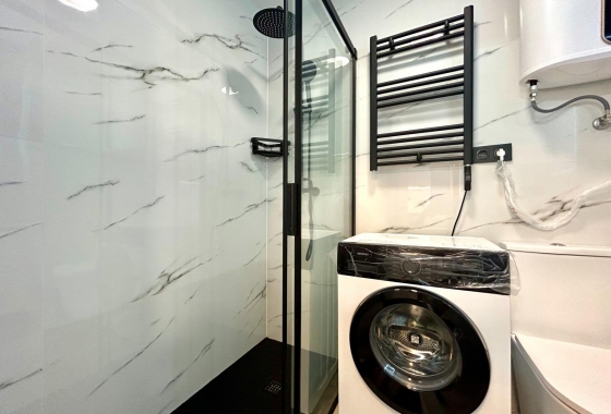 Resale - Apartment - Torrevieja - Punta Prima