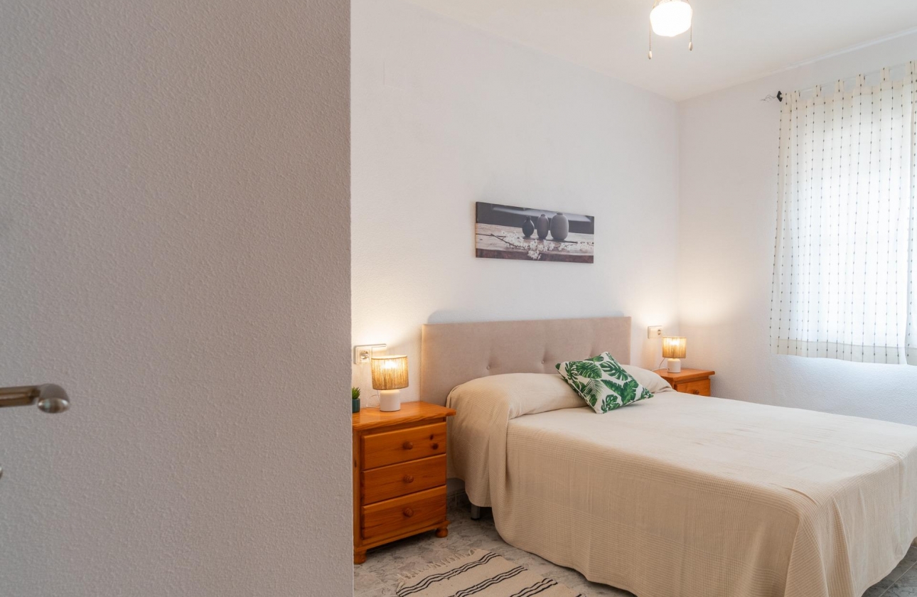 Wynajem długoterminowy - Apartament - Orihuela Costa - Playa Flamenca