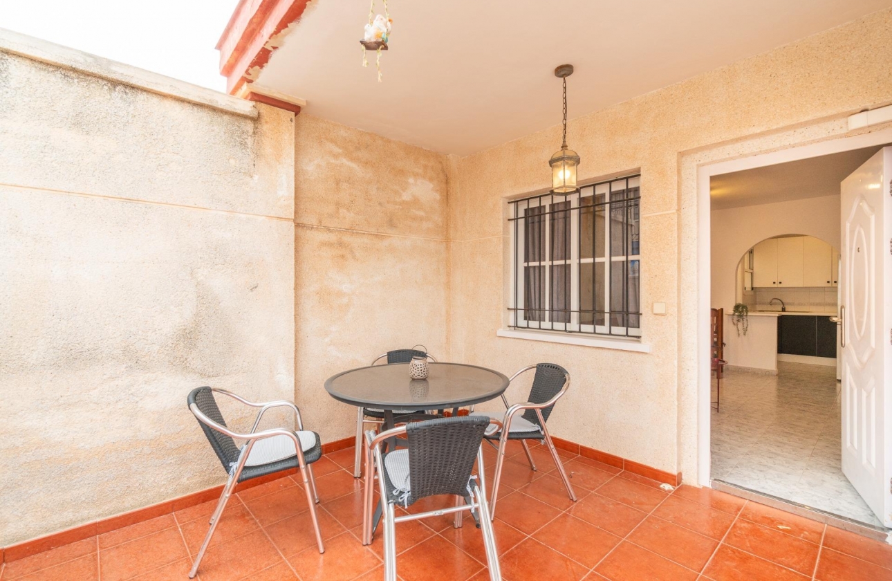 Wynajem długoterminowy - Apartament - Orihuela Costa - Playa Flamenca
