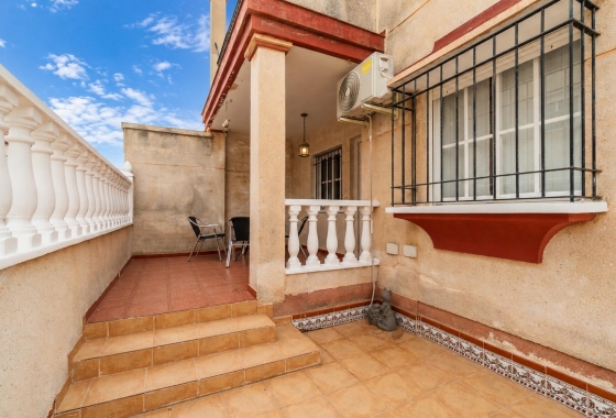Wynajem długoterminowy - Apartament - Orihuela Costa - Playa Flamenca