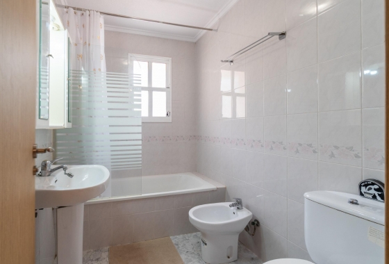 Wynajem długoterminowy - Apartament - Orihuela Costa - Playa Flamenca