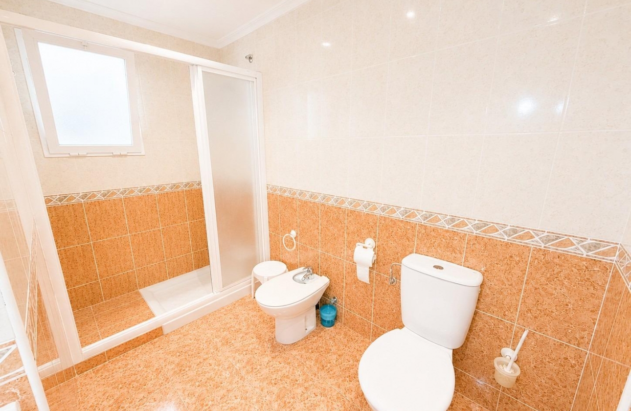 Resale - Apartment - Torrevieja - Playa del Cura