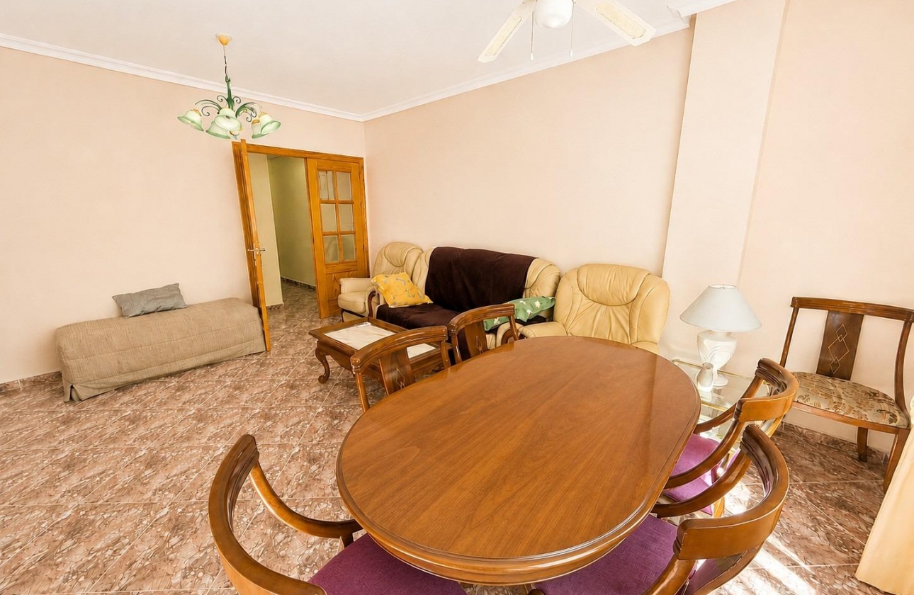 Resale - Apartment - Torrevieja - Playa del Cura