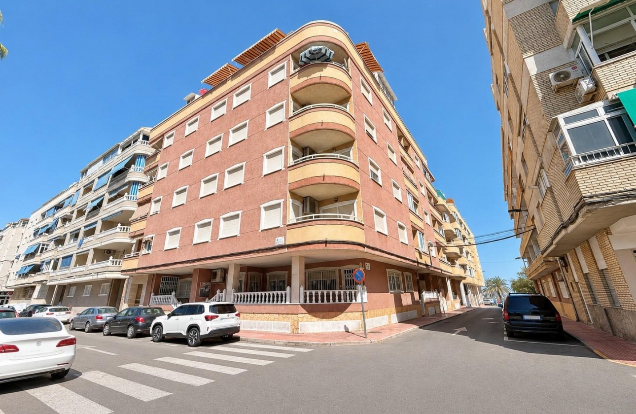 Resale - Apartment - Torrevieja - Playa del Cura