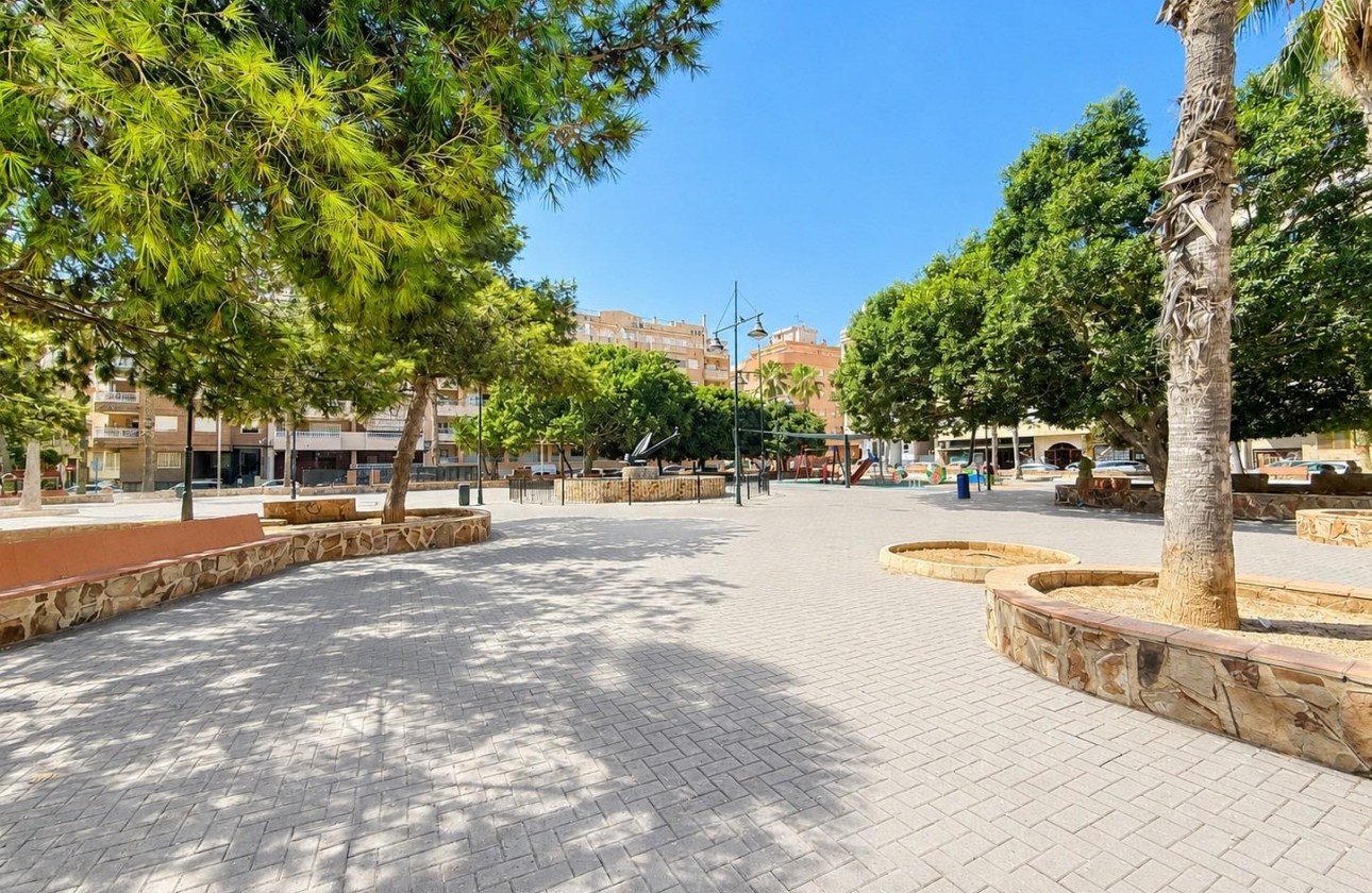 Resale - Apartment - Torrevieja - Playa del Cura