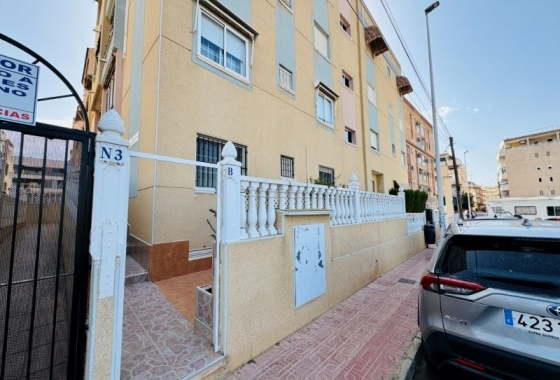 Resale - Apartment - Torrevieja - Torrevista Playa