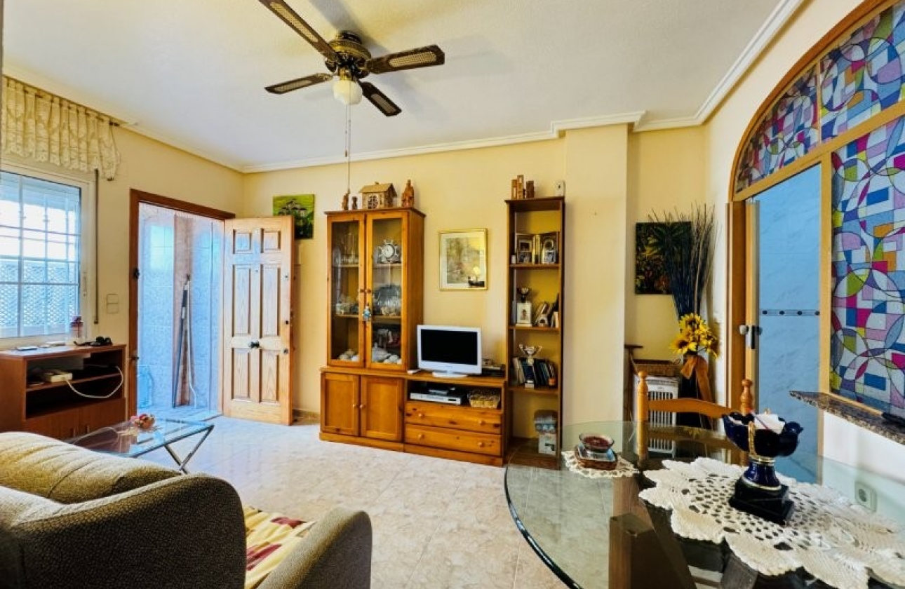 Resale - Apartment - Torrevieja - Torrevista Playa