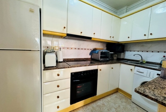 Resale - Apartment - Torrevieja - Torrevista Playa