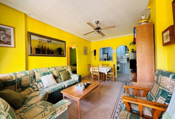Resale - Apartment - Torrevieja - Pinada Beach II