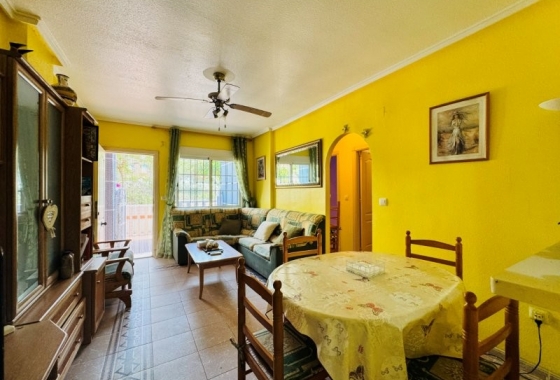 Resale - Apartment - Torrevieja - Pinada Beach II