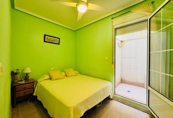 Resale - Apartment - Torrevieja - Pinada Beach II