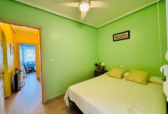 Resale - Apartment - Torrevieja - Pinada Beach II