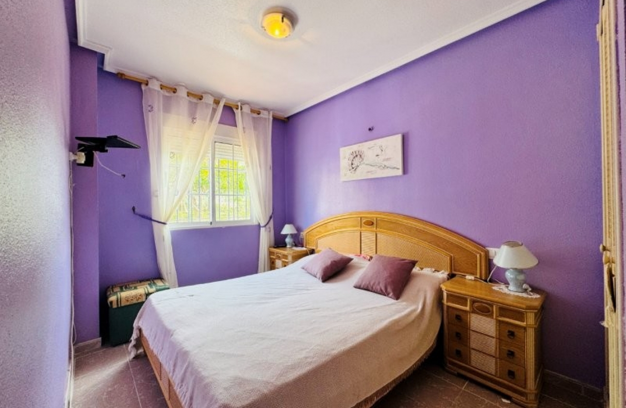 Resale - Apartment - Torrevieja - Pinada Beach II