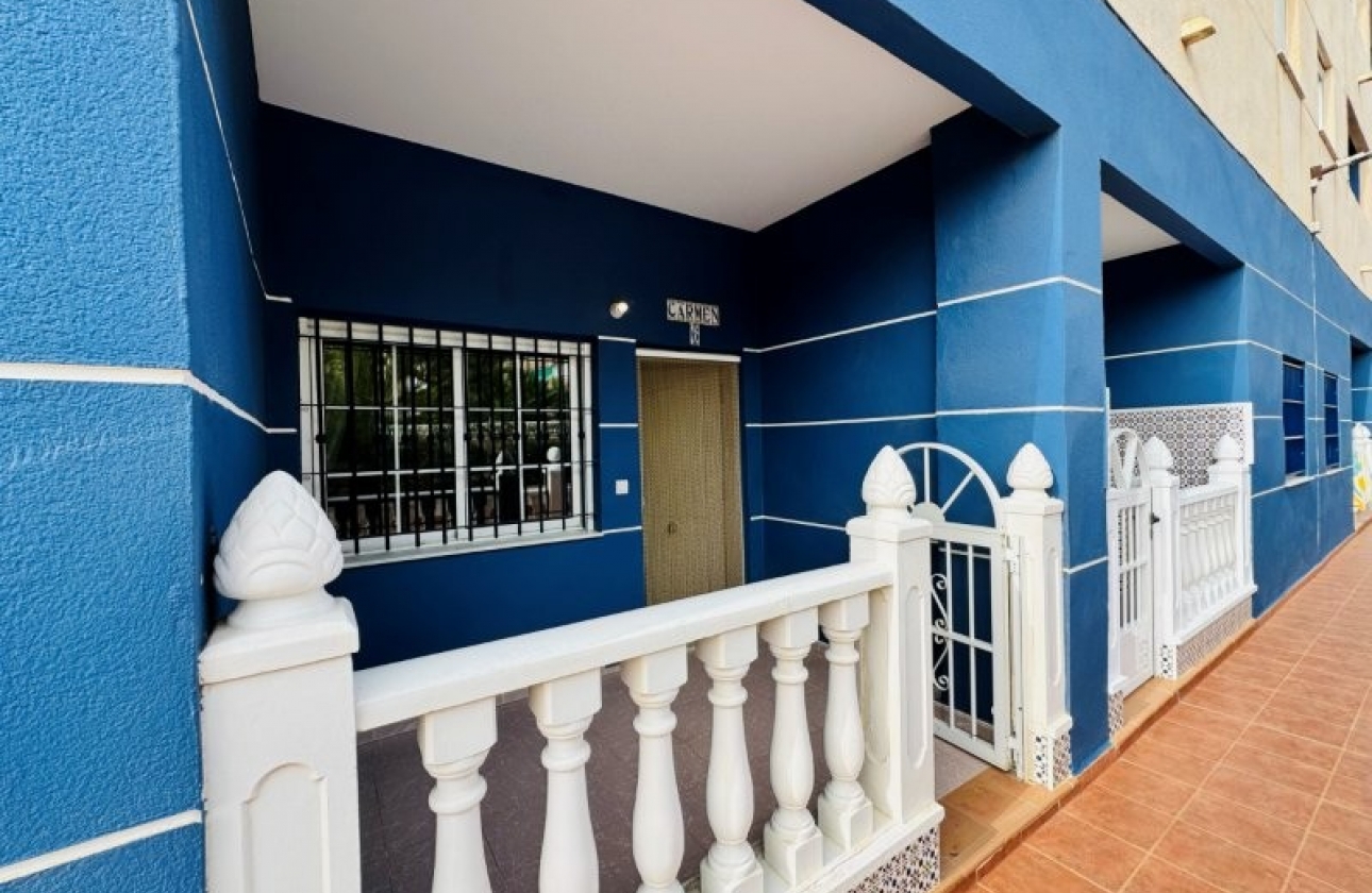 Resale - Apartment - Torrevieja - Pinada Beach II