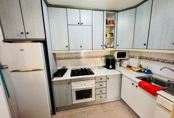 Resale - Apartment - Torrevieja - Pinada Beach II