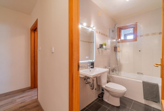 Resale - Apartment - Torrevieja - Playa De Los Naufragos