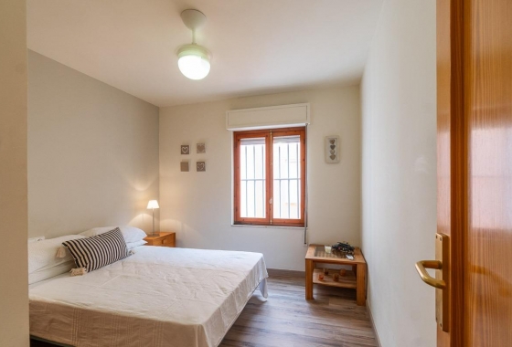 Resale - Apartment - Torrevieja - Playa De Los Naufragos