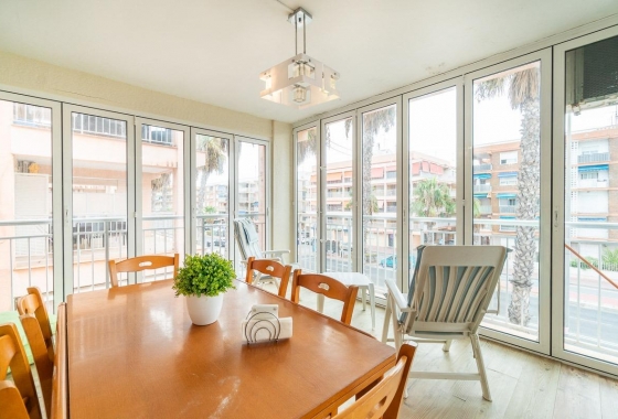Resale - Apartment - Torrevieja - Playa De Los Naufragos
