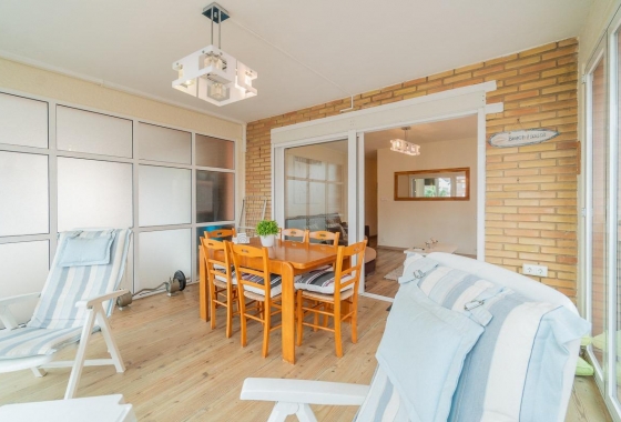 Resale - Apartment - Torrevieja - Playa De Los Naufragos