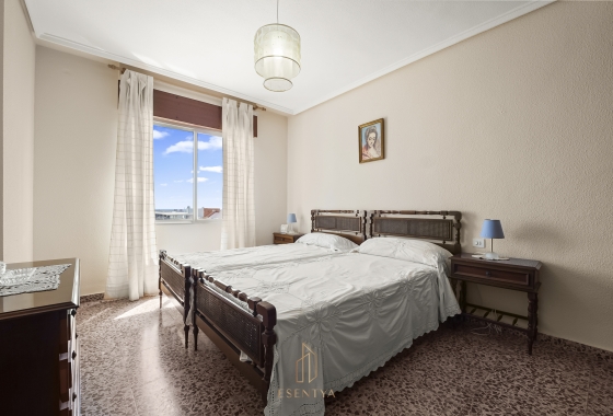Resale - Apartment - Torrevieja - La Mata