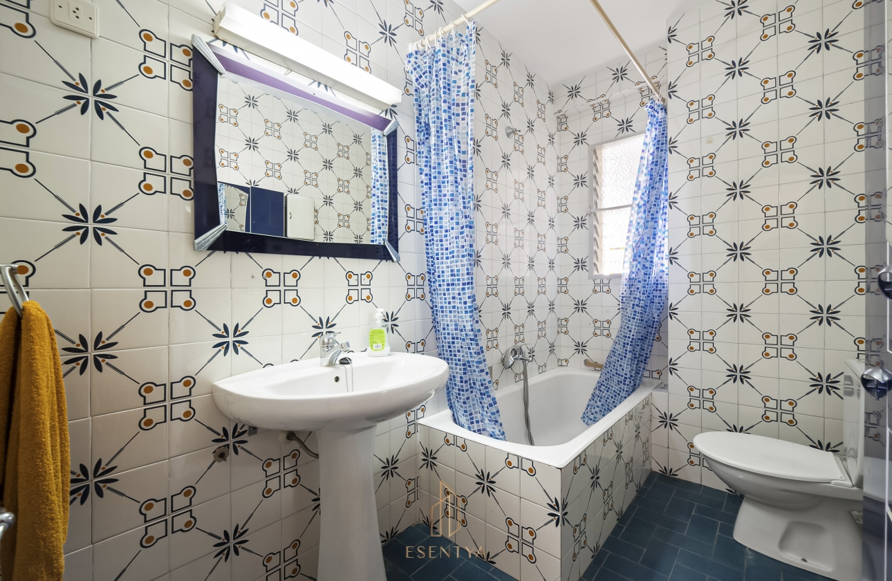 Resale - Apartment - Torrevieja - La Mata