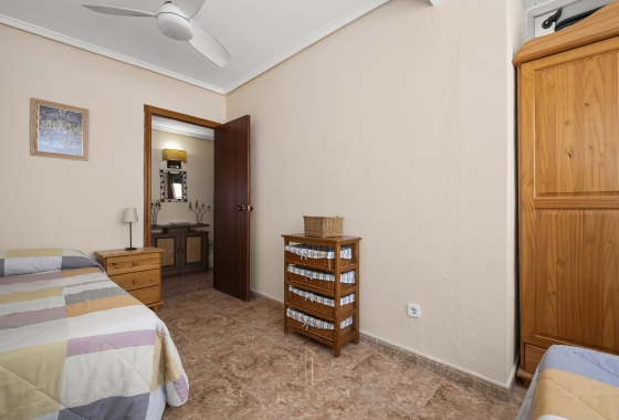 Resale - Apartment - Torrevieja - La Mata