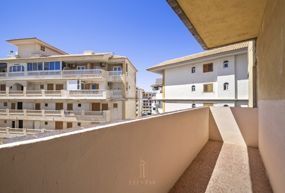 Resale - Apartment - Torrevieja - La Mata