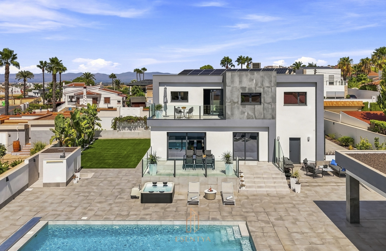 Reventa - Villa - Ciudad Quesada