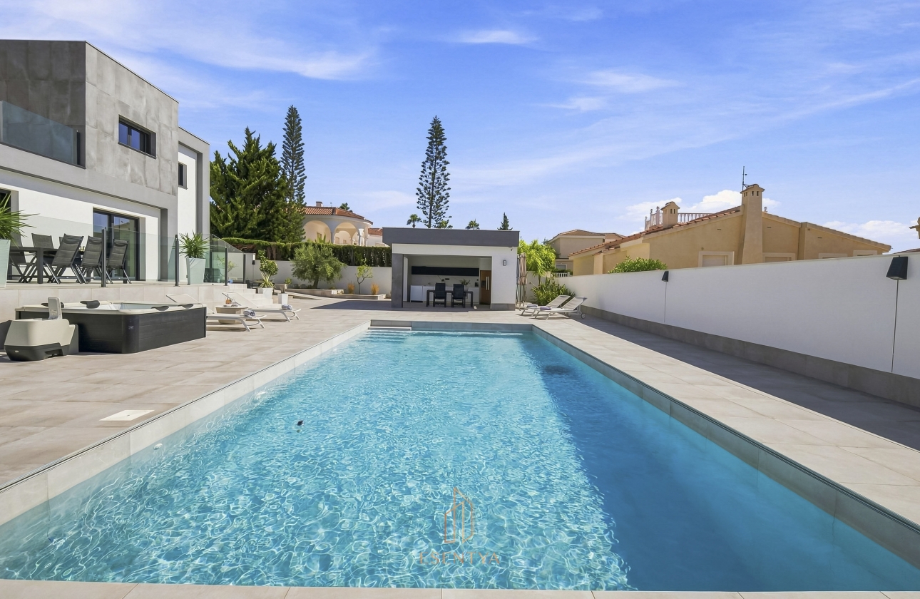 Reventa - Villa - Ciudad Quesada