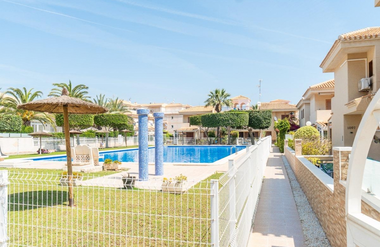 Rynek wtórny - Szeregowiec - Orihuela Costa - Playa Flamenca