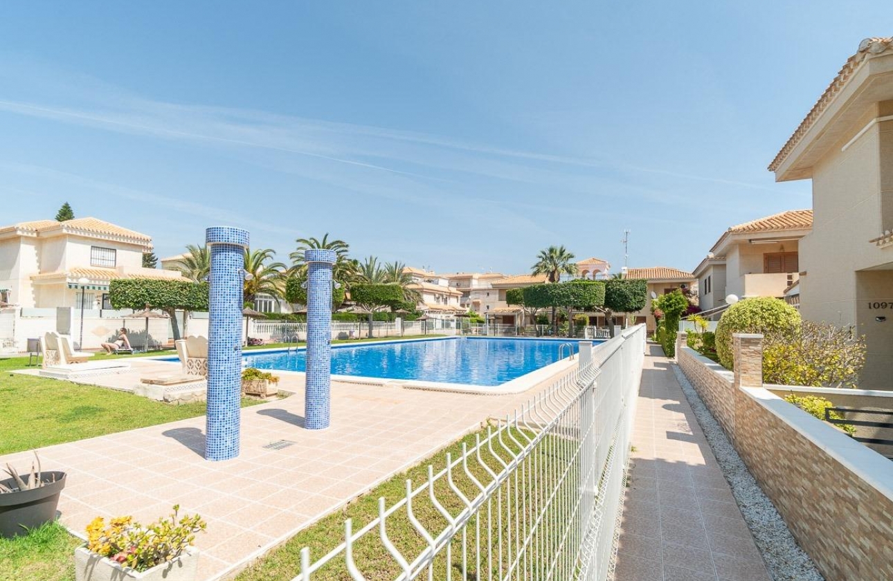 Rynek wtórny - Szeregowiec - Orihuela Costa - Playa Flamenca
