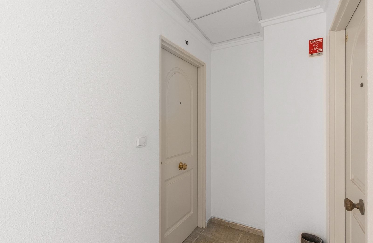 Resale - Apartment - Torrevieja - Centro