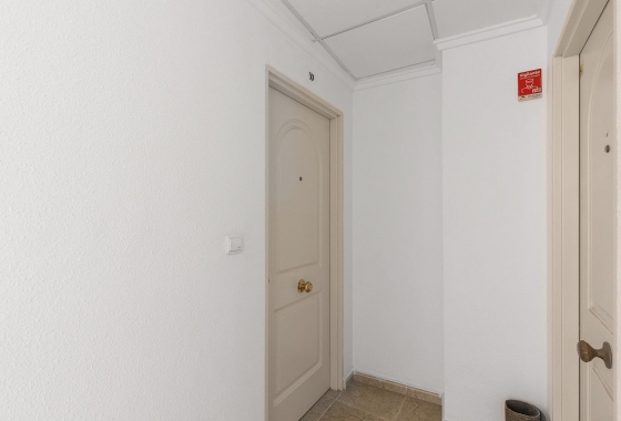 Resale - Apartment - Torrevieja - Centro
