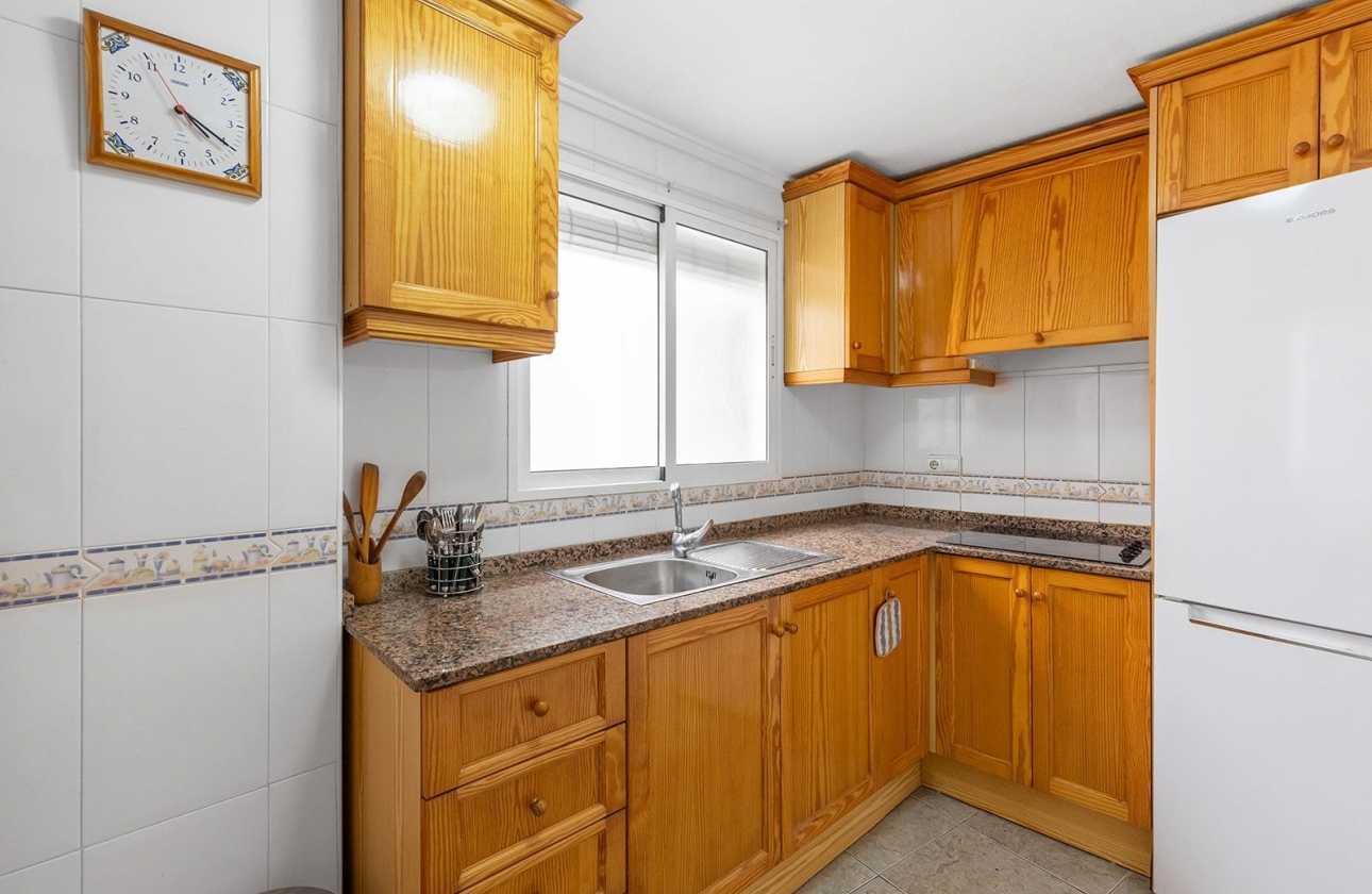 Resale - Apartment - Torrevieja - Centro